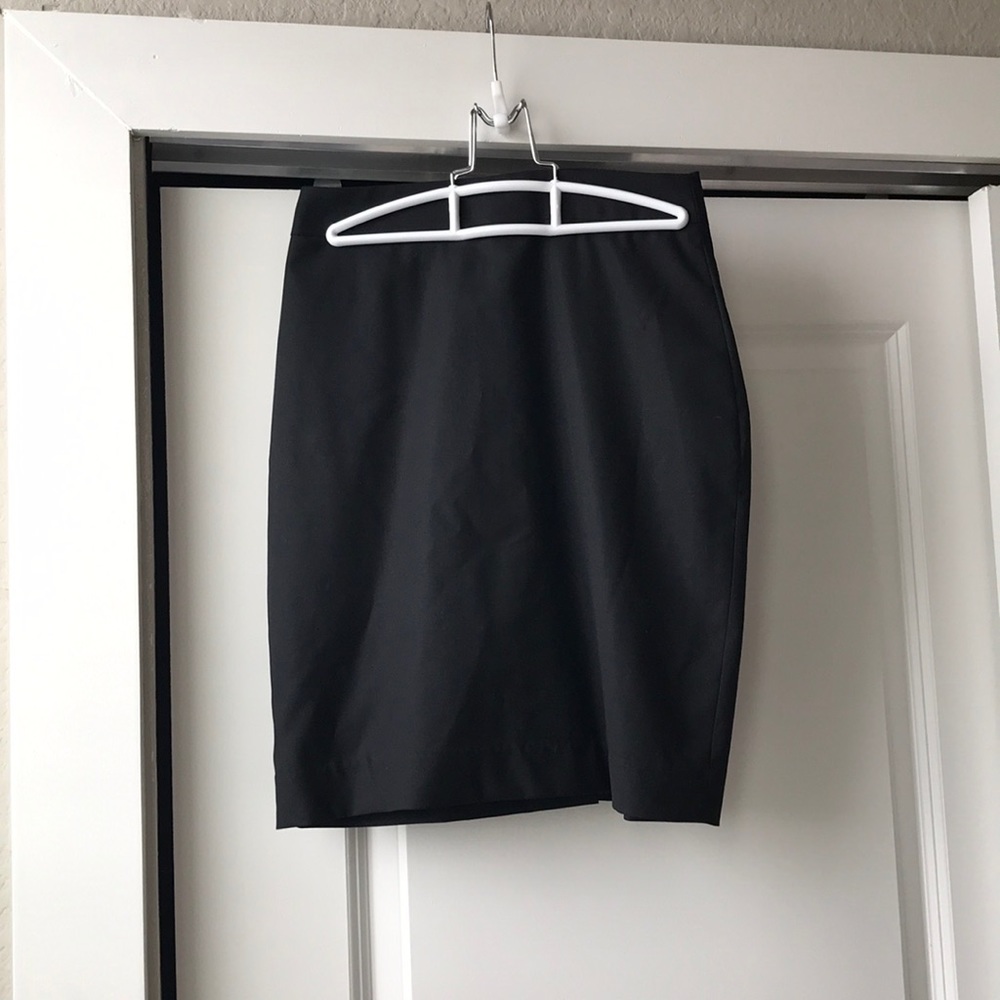 Black pencil skirt